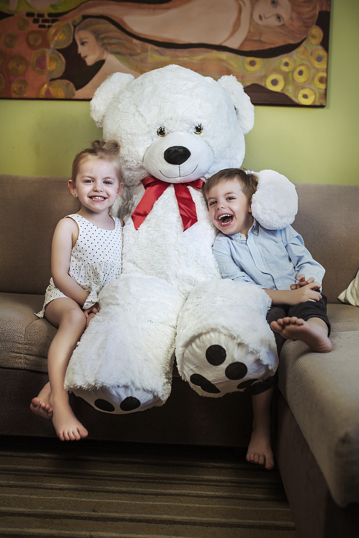 Obr. 2: Plyšový medveď XXL v bielej farbe pre deti